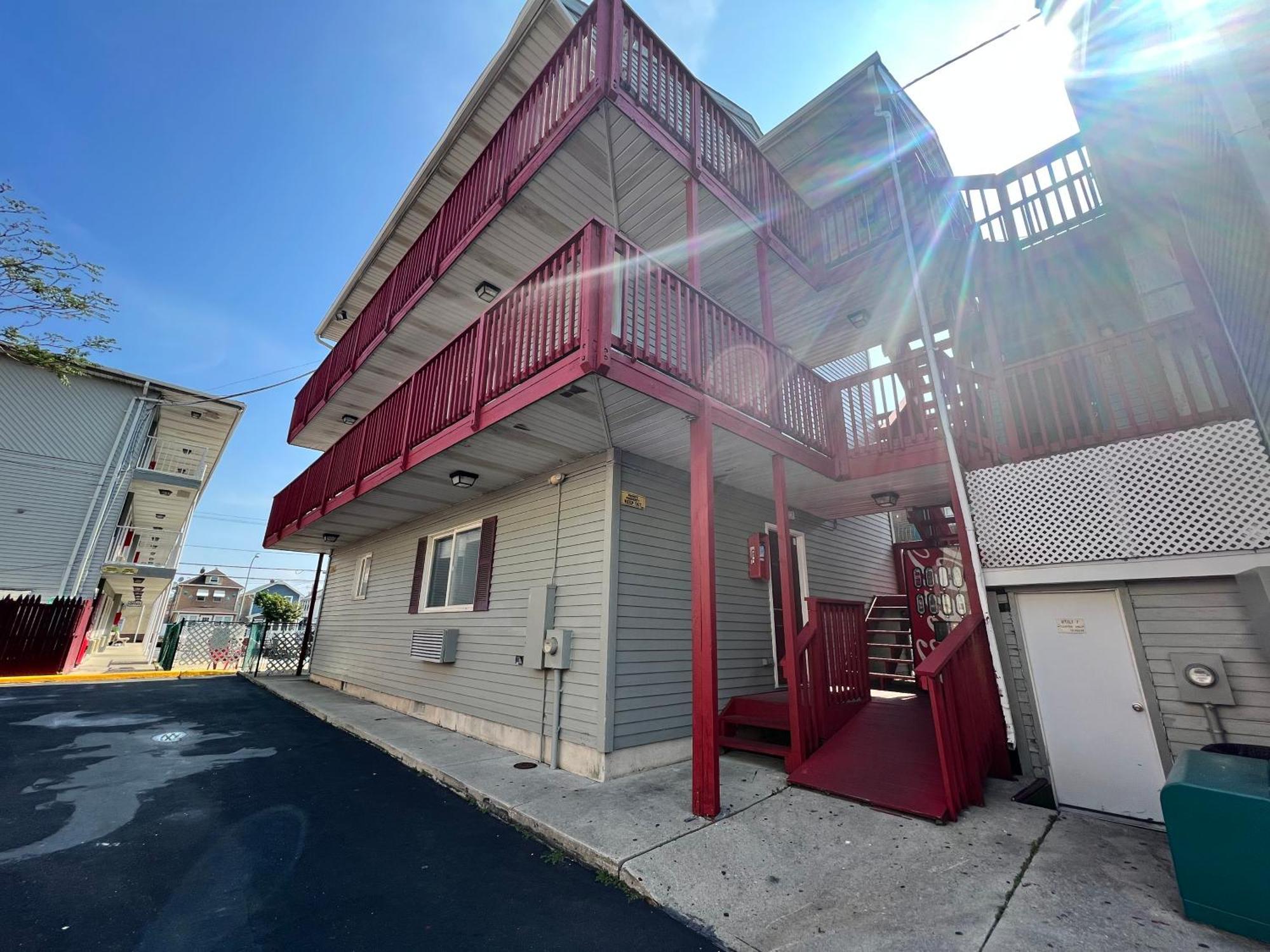 Shore Beach Houses - 52 - 402 Porter Avenue Seaside Heights Exterior photo