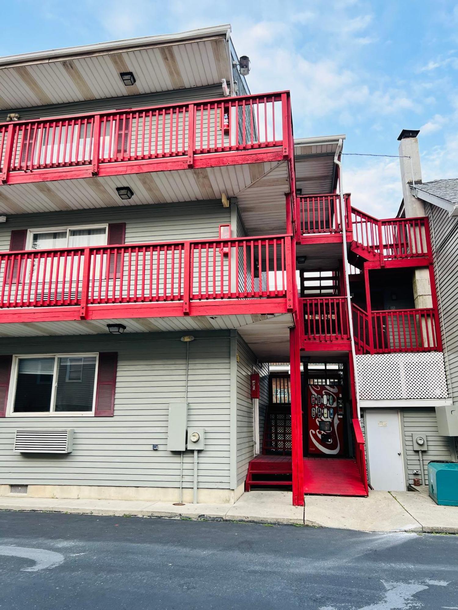 Shore Beach Houses - 52 - 402 Porter Avenue Seaside Heights Exterior photo